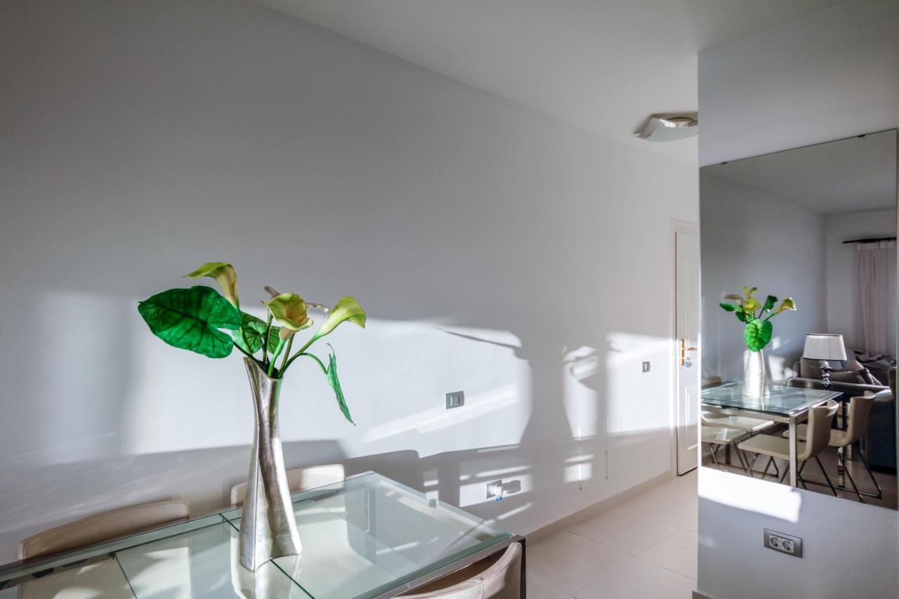 Golf View Apartment - Stunning Ocean View Golf Del Sur San Miguel de Abona Exterior photo