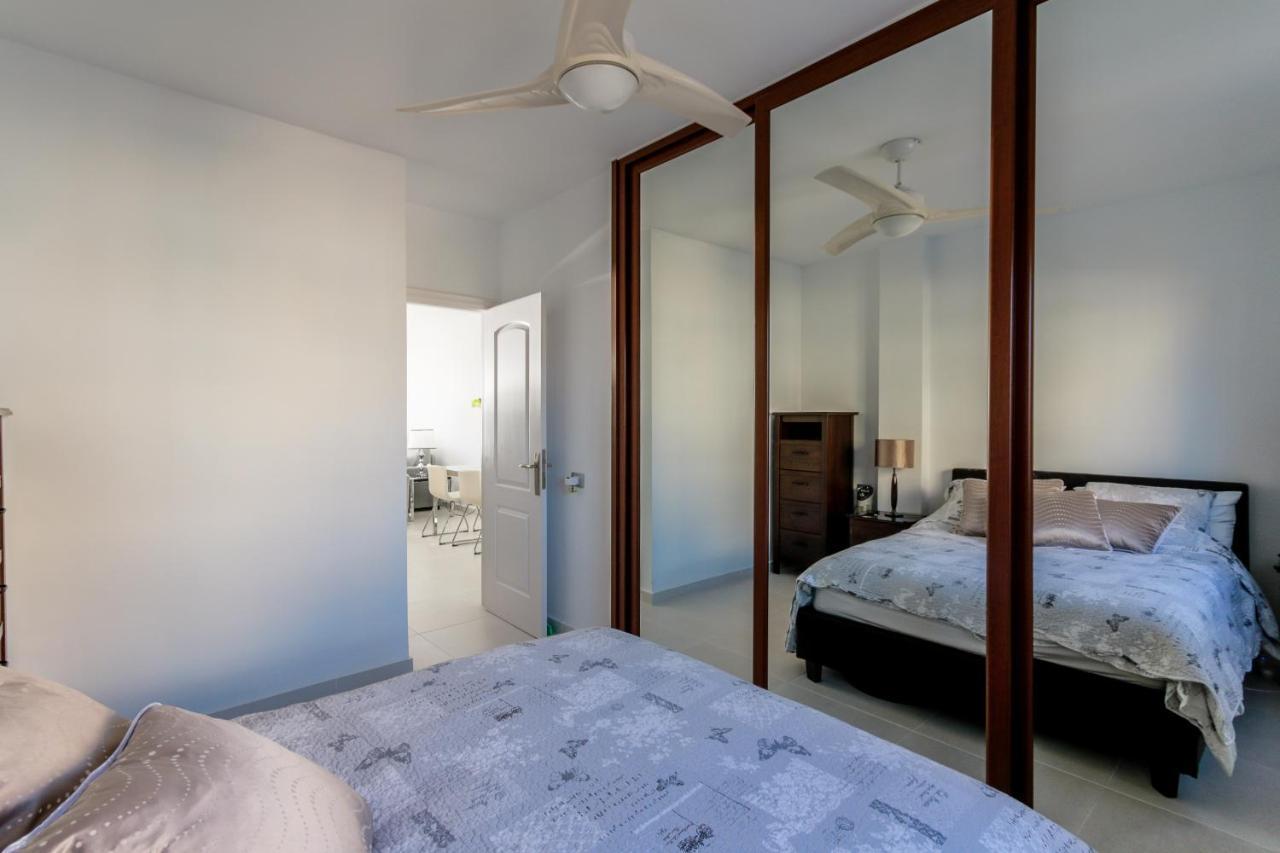 Golf View Apartment - Stunning Ocean View Golf Del Sur San Miguel de Abona Exterior photo